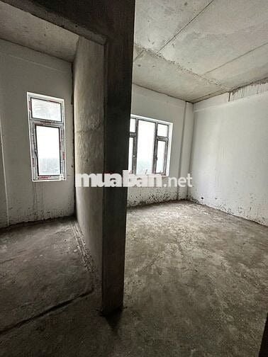 SUPER LUXURY LOCATION - 3 MẶT TIỀN THỦ KHOA HUÂN Q1 GIÁ CHƯA TỚI 200TR