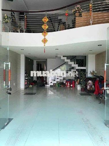 ĐC :  A1 KDC BẾN LỨC,CHỢ ĐẦU MỐI BÌNH ĐIỀN QUẬN 8  DT : 5x20 (100m2)