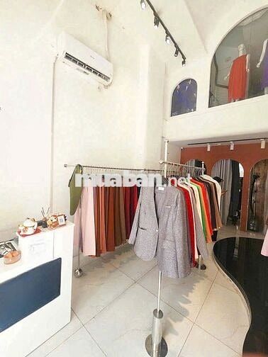 Cho Thuê Mặt Bằng Đường Trần Huy Liệu, Phú Nhuận ( MB Vỉa Hè Rộng )