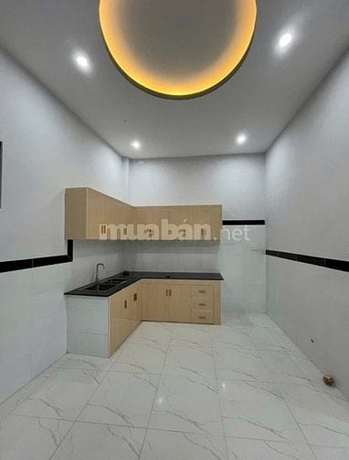 Cần bán nhà gấp Cao Thắng Q3, 54m², hẻm xe 6m - Giá tốt 3,15 tỷ