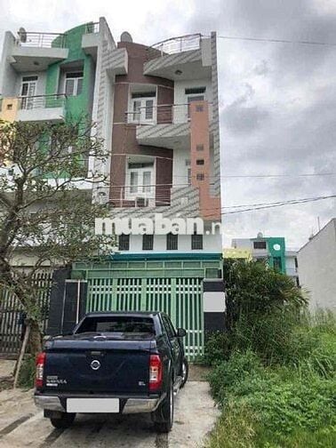 ĐC :  A1 KDC BẾN LỨC,CHỢ ĐẦU MỐI BÌNH ĐIỀN QUẬN 8  DT : 5x20 (100m2)