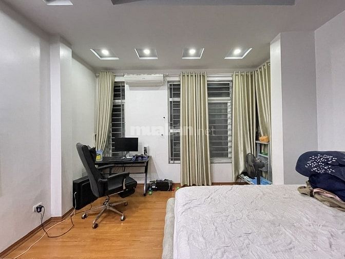 Bán nhà  Giáp Nhị, ô tô qua nhà, Dt 46m2, 4t, 9.8 tỷ, dân xây ở ngay.