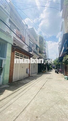 Nhà Bán gấp nhà hẻm xe hơi 120m2, 4PN, đường Âu Dương Lân, quận 8