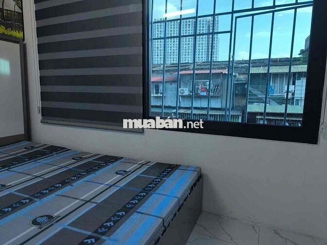 Bán nhà tập thể phố Quỳnh Mai nhà đẹp 2 thoáng view mặt phố 80m T5 giá