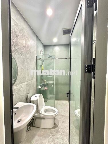 Cho thuê nhà gần Đường Võ Chí Công - Cầu Nguyễn Tri Phương, SVĐ