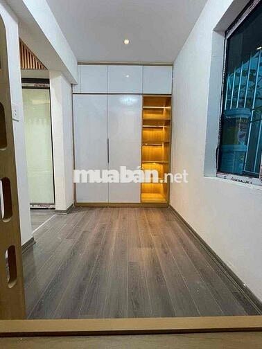 Bán nhà tập thể phố Bạch Mai nhà đẹp 2 thoáng ngõ thông đẹp ở ngay 50m