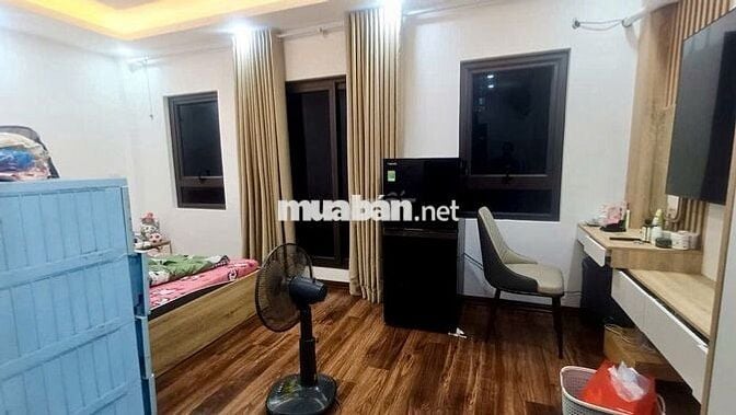 VIP! Ngã 4 Minh Khai Bạch Mai 5 tầng thang máy full nt giá nhỉnh 8 tỷ