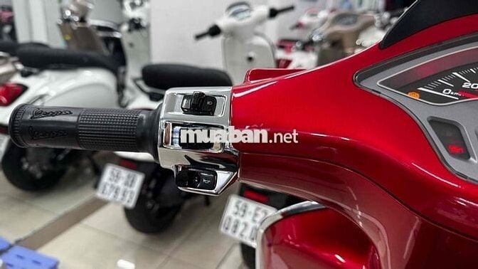 Vespa Sprint đỏ Chery một chủ mua 2023 zin 100%