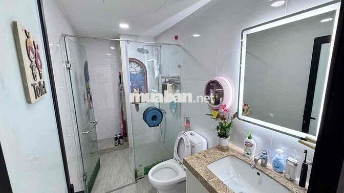 Căn Hộ The Light 130.1m2 - Tầng 9 - 3 Ngủ - Căn Góc - Giá 10 Tỷ - TL