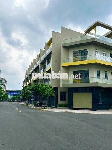 Mở bán giới hạn – Nhà phố thương mại Bcons Uni Valley, chỉ 152 căn!