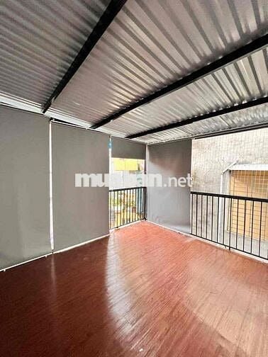 Bán nhà tập thể phố Thanh Nhàn nhà đẹp ở ngay 2 thoáng view mặt phố 12