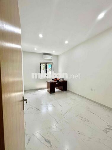Cho thuê nhà gần Đường Võ Chí Công - Cầu Nguyễn Tri Phương, SVĐ