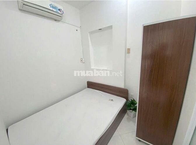 Chính chủ cho thuê giá rẽ căn hộ 2 phòng ngủ full NT trung tâm q3
