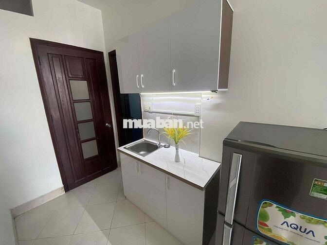 Trống Sẵn Căn Hộ 2PN Ban Công 50m2 Giá Mềm_Trần Văn Đang_Quận 3