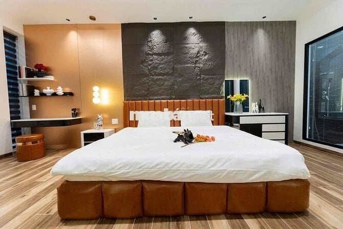 Nhà Đẹp Trung Tâm - 3PN - Đầy Đủ Nội Thất Cao Cấp