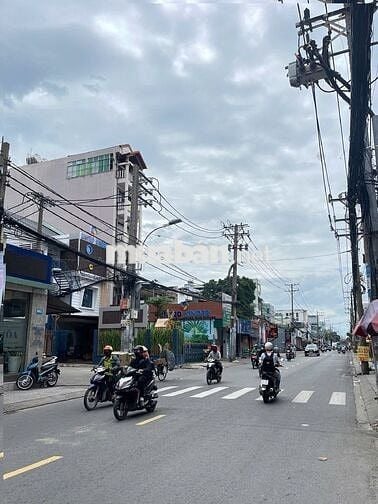 NHÀ CHO THUÊ MẶT TIỀN ĐƯỜNG ÂU CƠ DT: 4,5 X 30M, GẦN ĐƯỜNG BA VÂN