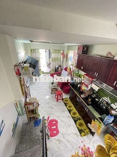 Bán gấp nhà 39m2, 3pn, 1,9 tỷ, đường Lê Văn Lương, Nhơn Đức Nhà Bè.