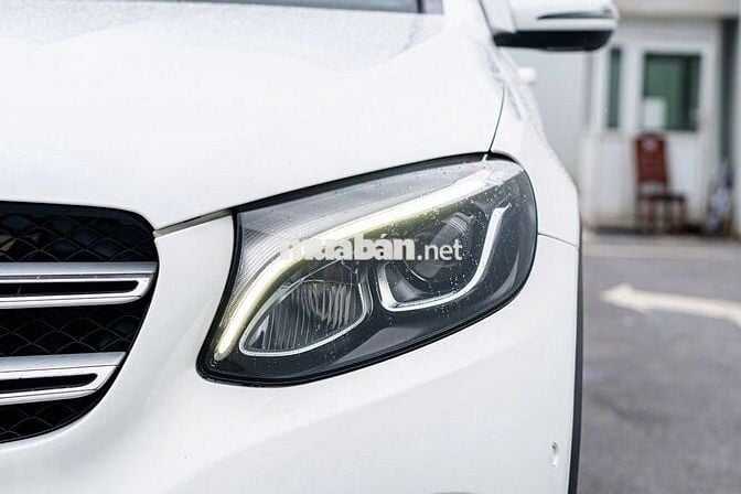 Merc GlC 200  Sx 2018 Chạy 8v mile