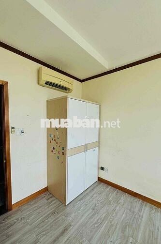 Share 1 phòng ngủ trong chung cư Phú Hoàng Anh. full nt vào ở liền đc