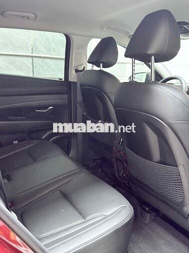 Hyundai Tucson 2025 2.0 AT Tiêu chuẩn - 3000 km