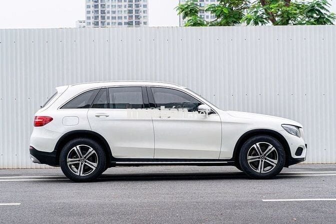 Merc GlC 200  Sx 2018 Chạy 8v mile
