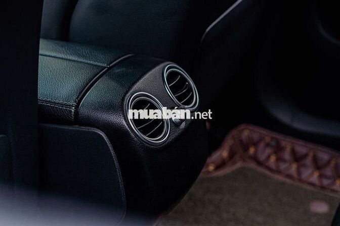 Merc GlC 200  Sx 2018 Chạy 8v mile