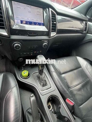Ford Everest 2020 Titanium 2.0L AT 4x2 - 71000 km