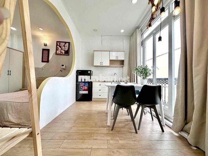 căn hộ full nội thất, 35m2, ban công, Thích Quảng Đức, Phú Nhuận