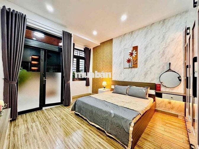 CHỦ TẠM BIỆT NHÀ 3tỷ680 PHẠM VĂN ĐỒNG P11 BÌNH THẠNH