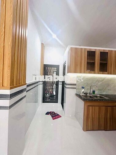 Nhà mới, 2 tầng, k lộ giới hẻm 100 Bùi Minh Trực- thông P Thế Hiển