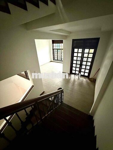 CHÍNH CHỦ CẦN CHO THUÊ NHÀ 4 TẦNG MẶT TIỀN ĐƯỜNG 10M5, HCB - HẢI CHÂU