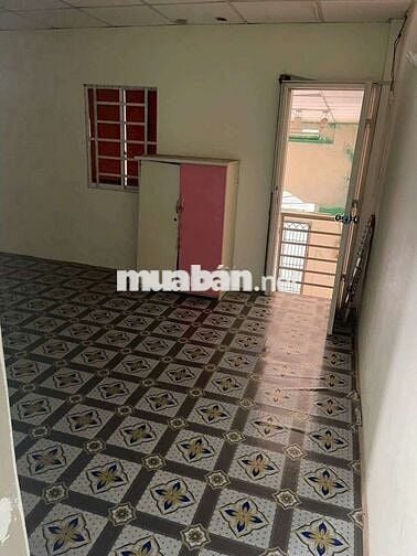 Mặt tiền hẻm thông xe tải đâu, thích hợp làm VPCT, kho chứa,gia đình ở