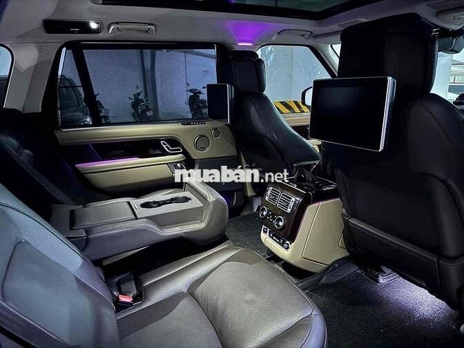 LandRover Range Rover Vouge 3,0 2019 - 50000 km
