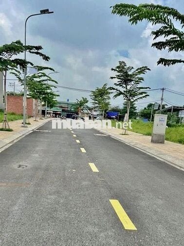 Đất KDC Sài Gòn Giá Ngộp, kv Đông Hòa, Dĩ An, 90m2 giá chỉ 890Tr,SHR
