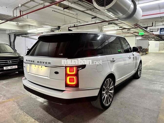 LandRover Range Rover Vouge 3,0 2019 - 50000 km