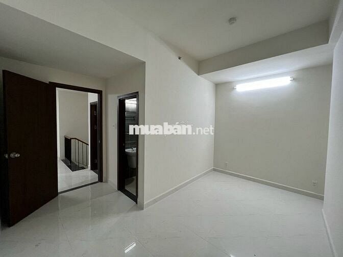 Bán shophouse chung cư green river dt151m2 1 trệt+1 lầu đã có sổ hồng.