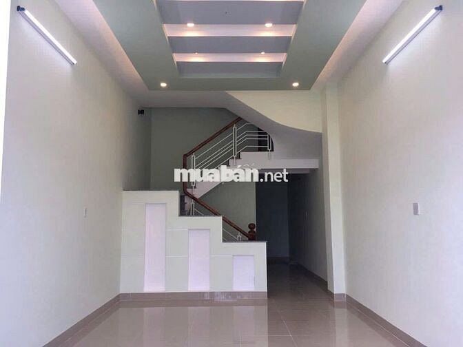 Nhà mặt tiền KDC Công ty 8 cho thuê, 4 phòng ngủ, 3 nhà vệ sinh