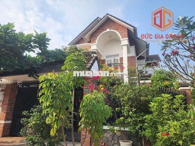 Bán căn góc biệt thự khu dân cư Tân Phong