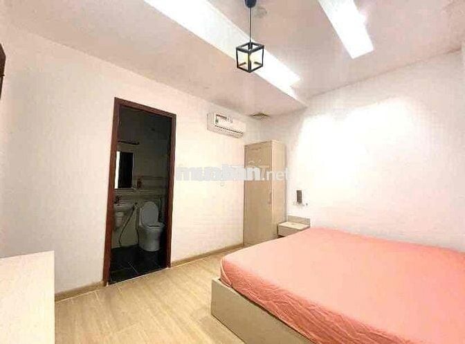 TRỐNG SẴN STUDIO 25m2 CÓ THANG MÁY NẰM NGAY TRUNG TÂM QUẬN 1