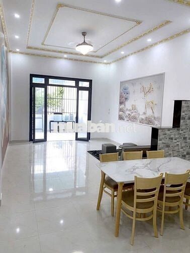 bán nhà gần chợ trại bò long binh!