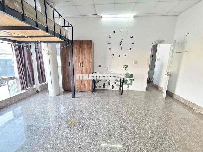 cho thuê phòng có gác rộng giá rẻ thoáng gần cầu Lê Văn Sỹ Quận 3