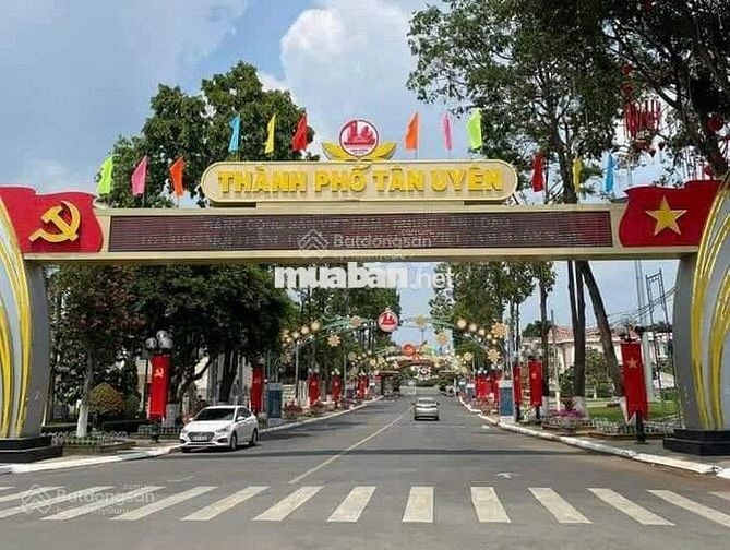 Đầu Tư Sinh Lời Ngay,Đất Sài Gòn 528m2 Mặt Tiền Đường Giá 900tr,Sổ Sẵn