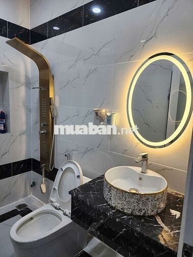 Nhà chợ Gò Xoài [4x17, 3 lầu, 5pn, 6toilet] 18tr/tháng