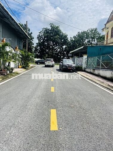 Làm ăn khó khăn bán 200m2 đất 680TRIỆU Phạm Văn Chèo, TT Củ Chi