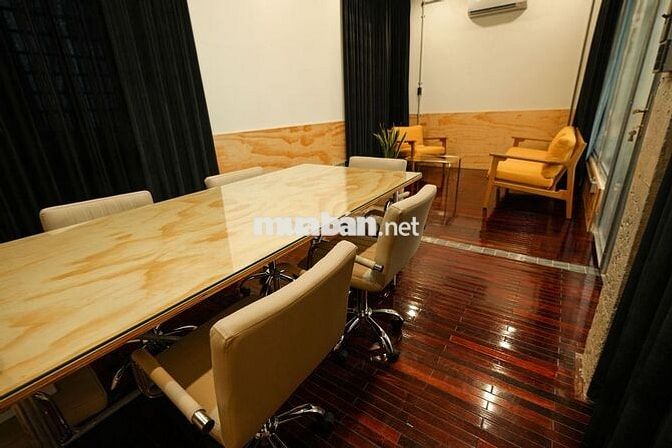 Văn phòng cho thuê 100m2 khu Phan Xích Long, Phú Nhuận