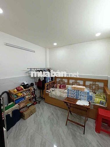 BÁN GẤP NHÀ HẺM XE HƠI 4M - ÂU DƯƠNG LÂN, Q.8 - VỊ TRÍ VÍP SÁT QUẬN 1,