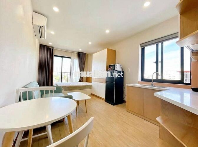 Căn Hộ Ban Công Thoáng Đầy Đủ Nội Thất Ngay Lotte Mart, Cầu Kênh Tẻ