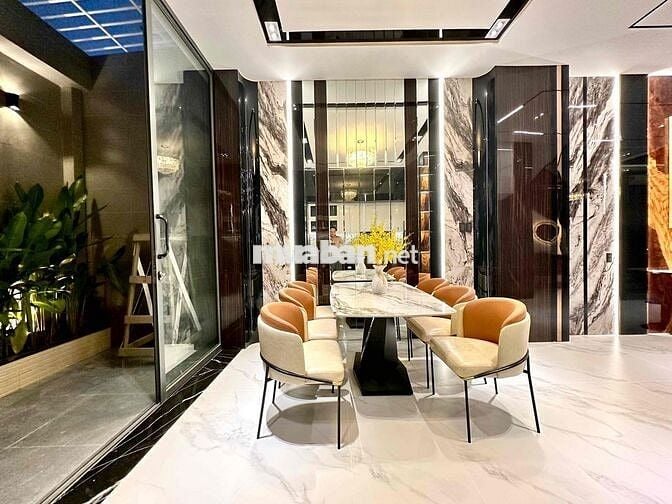 NHÀ PHỐ HIỆN ĐẠI CÓ THANG MÁY KHU ĐƯỜNG SỐ P.PHÚ MỸ QUẬN 7