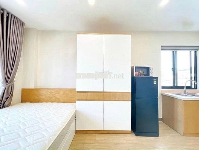 Căn Hộ Ban Công Thoáng Đầy Đủ Nội Thất Ngay Lotte Mart, Cầu Kênh Tẻ