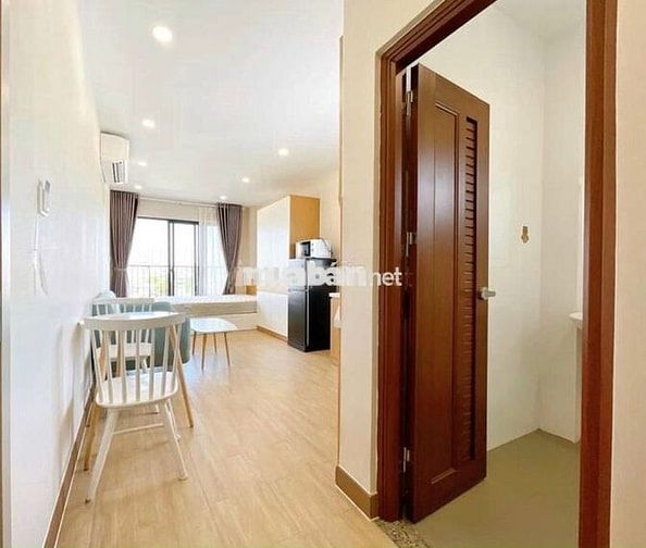 Căn Hộ Ban Công Thoáng Đầy Đủ Nội Thất Ngay Lotte Mart, Cầu Kênh Tẻ